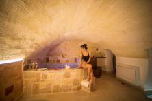 Suite con vasca idromassaggio a Grottaglie