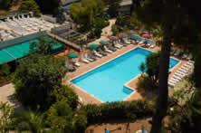 Hotel con piscina a Rodi Garganico