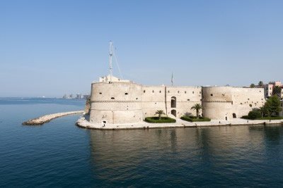 Puglia medievale: borghi e castelli nella provincia di taranto