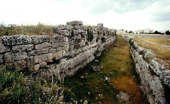Viaggio nei Parchi Archeologici della Puglia: antiche grotte e civiltà scomparse