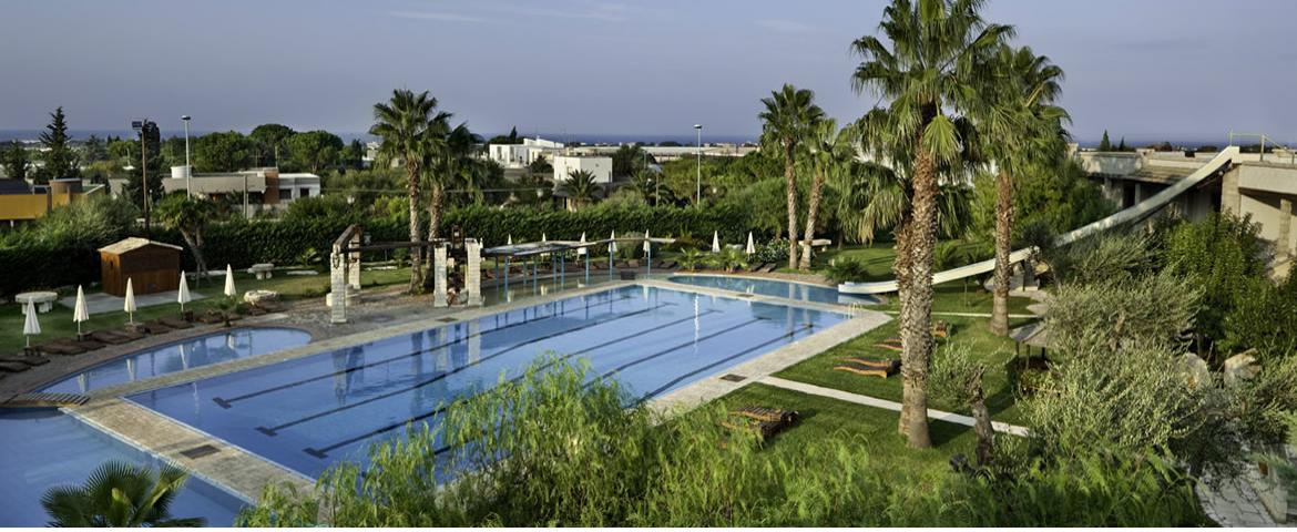 Piscina esterna Hotel provincia Bari