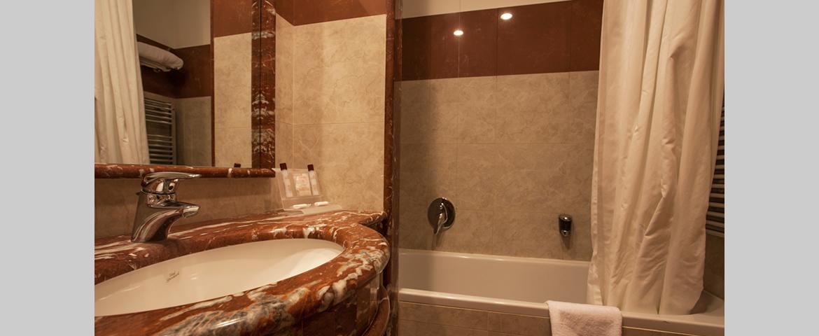 Bagno Camera Standard Bagno Camera Standard