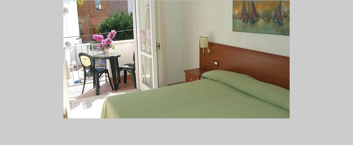 Camera matrimoniale Hotel San Menaio Camera matrimoniale Hotel San Menaio