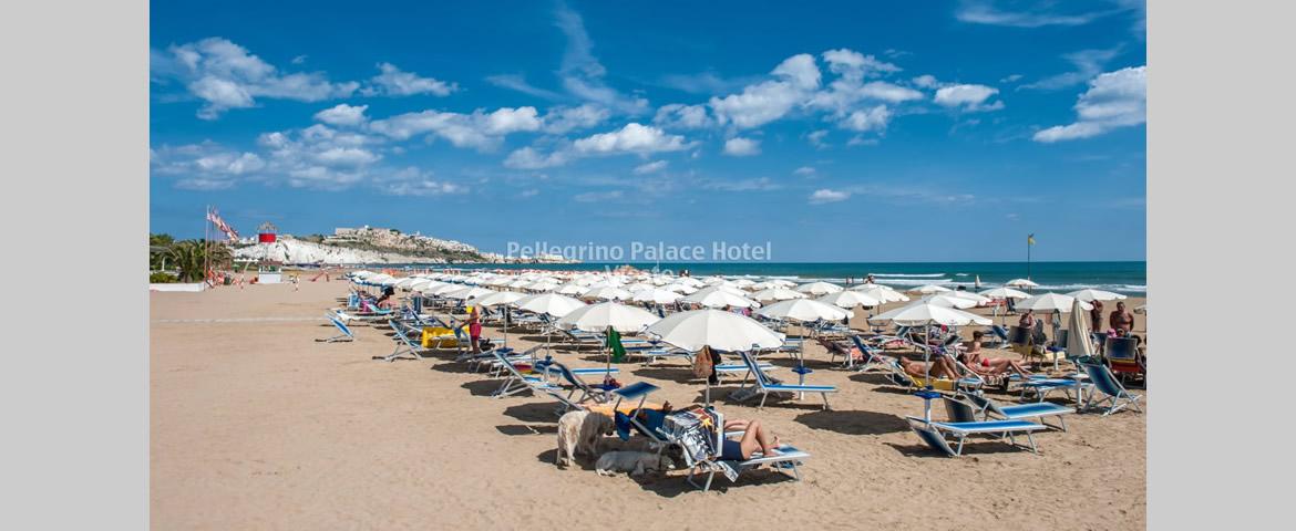 Spiaggia Hotel a Vieste Spiaggia Hotel a Vieste