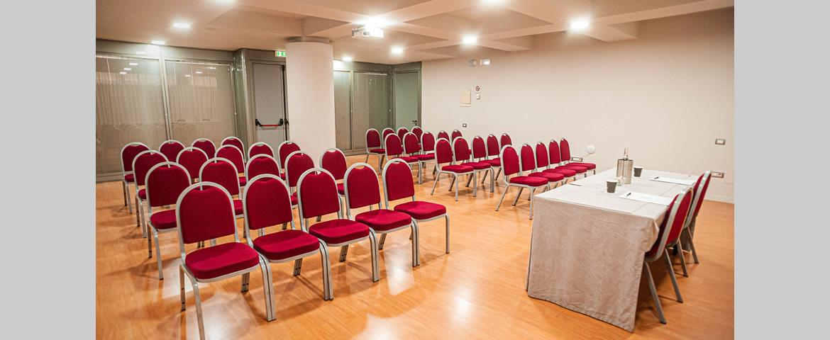 Sala meeting Sala meeting