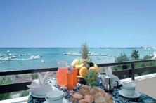 Vacanze a Porto Cesareo Albergo sul mare