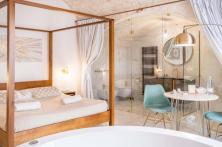 Soggiorno in Suite con vasca a Ostuni