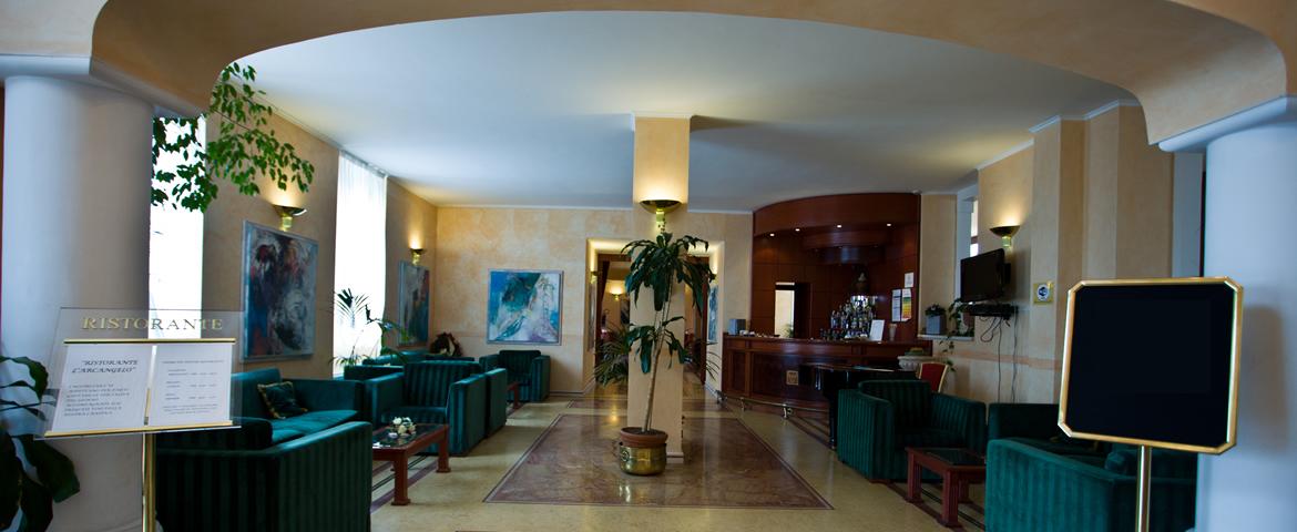 Hall Hotel & SPA